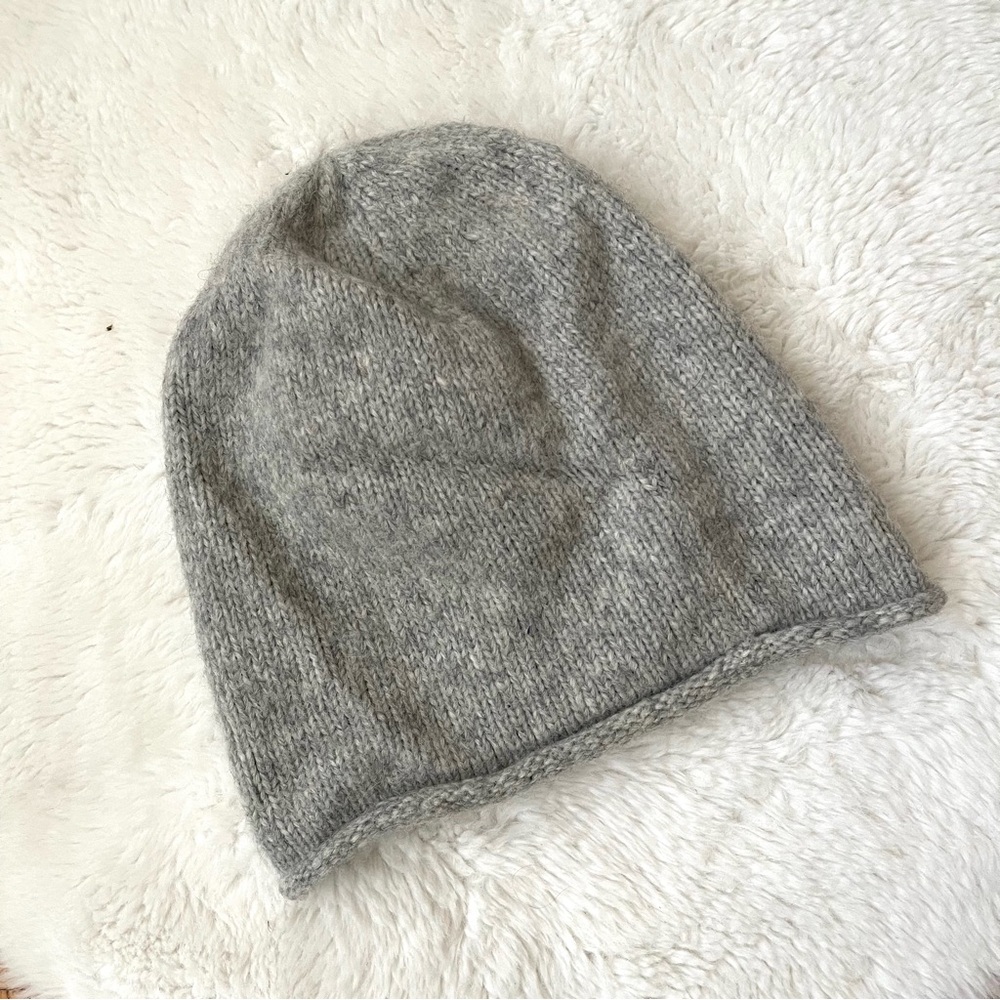 Luxury Baby Alpaca Blend Knit Beanie Hat Gray Made in Peru Soft Warm Winter